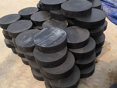 德安县板式橡胶支座由若干层橡胶片与薄钢板经加压硫化